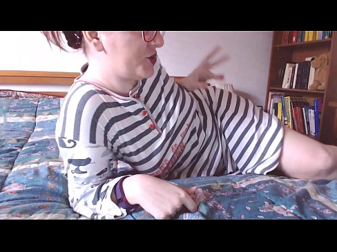 ❤️ Huelt dëse grousse schwaarze Hunn an Ärem Mond klenge Sklave ☑ Pornovideo op Porno lb.hqpornvideos.ru ﹏