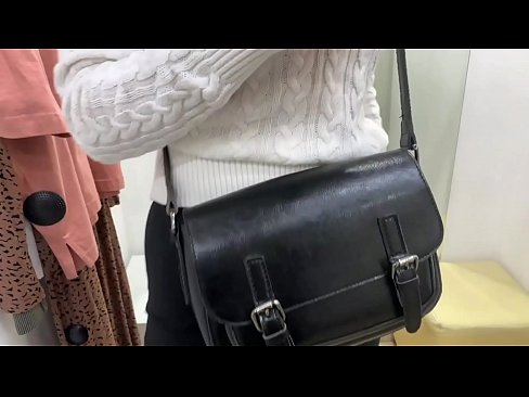 ❤️ Ëffentlech Masturbatioun vu jonke Bitch FeralBerry mat engem Dildo am Fittingsraum ☑ Pornovideo op Porno lb.hqpornvideos.ru ﹏